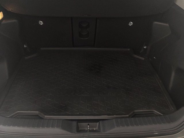 TOYOTA Yaris cross 1.5h lounge fwd 116cv e-cvt