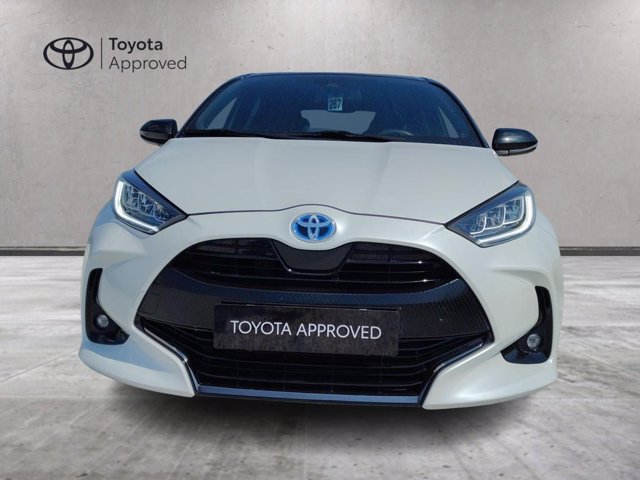 TOYOTA Yaris 1.5h style