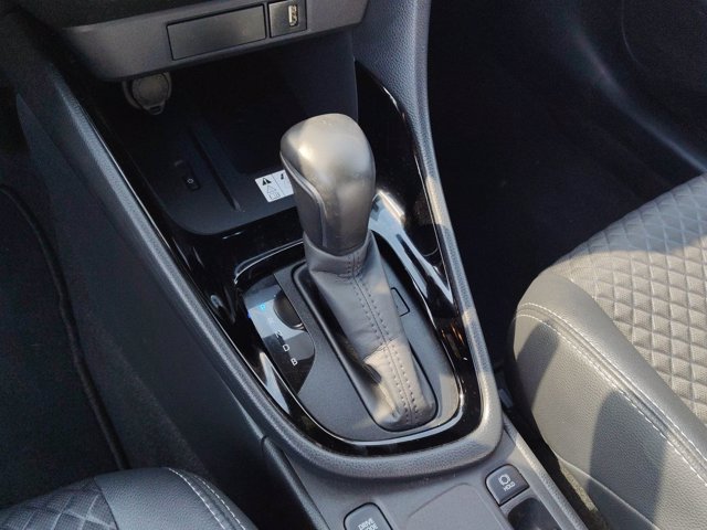 TOYOTA Yaris 1.5h style