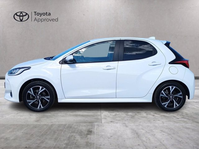 TOYOTA Yaris 1.5h trend