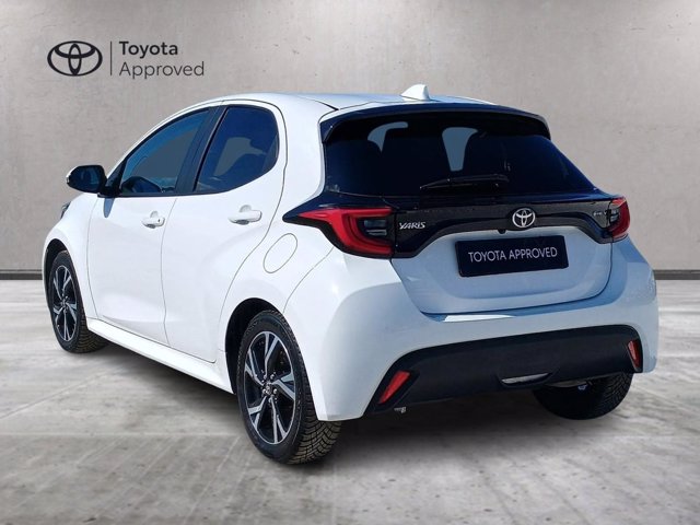 TOYOTA Yaris 1.5h trend