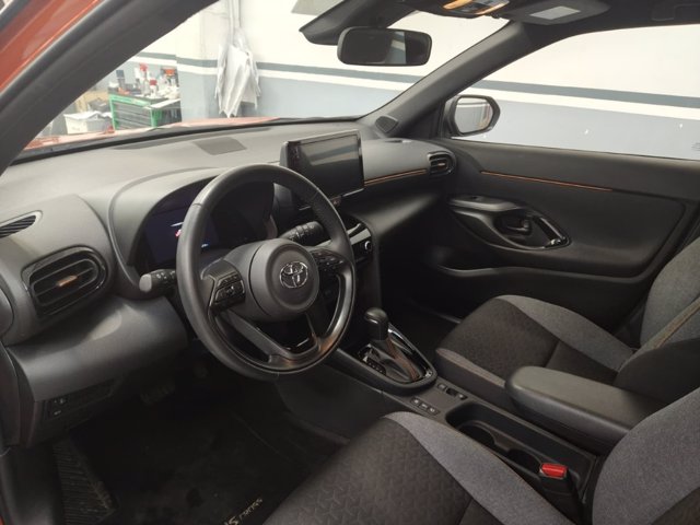 TOYOTA Yaris cross 1.5h orange edition fwd 116cv e-cvt