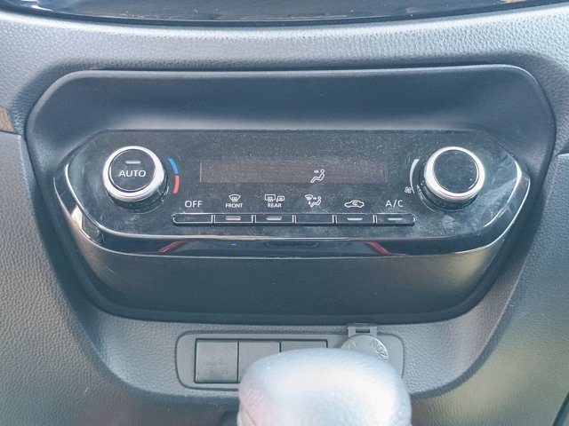 TOYOTA Aygo x 1.0 lounge air 72cv s-cvt