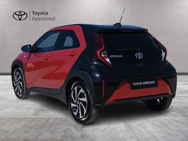 TOYOTA Aygo x 1.0 lounge air 72cv s-cvt