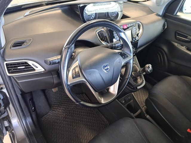 LANCIA Ypsilon 1.0 firefly hybrid gold s&s 70cv