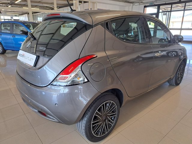 LANCIA Ypsilon 1.0 firefly hybrid gold s&s 70cv
