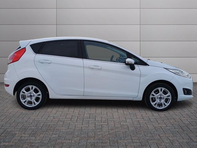 FORD Fiesta 1.4 5p. Bz.- GPL Titanium