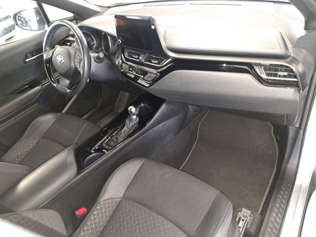 TOYOTA C-HR 1.8 Hybrid E-CVT Trend