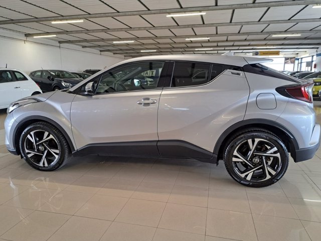 TOYOTA C-HR 1.8 Hybrid E-CVT Trend