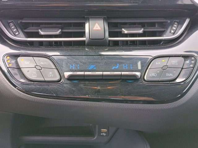 TOYOTA C-hr 1.8h business e-cvt