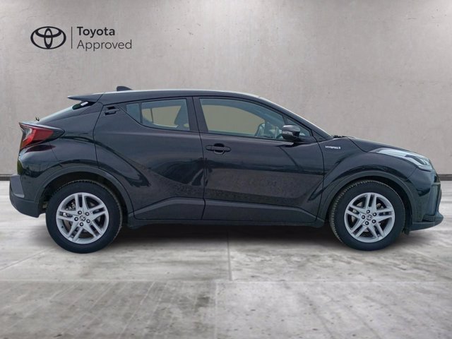 TOYOTA C-hr 1.8h business e-cvt