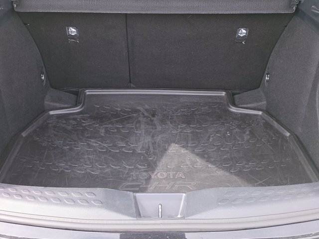 TOYOTA C-hr 1.8h business e-cvt