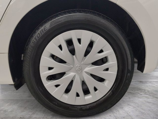 TOYOTA Yaris 1.5h active