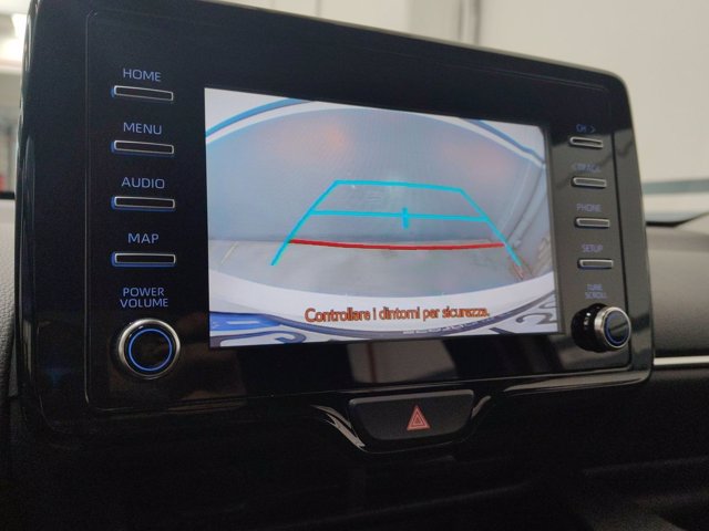 TOYOTA Yaris 1.5h active