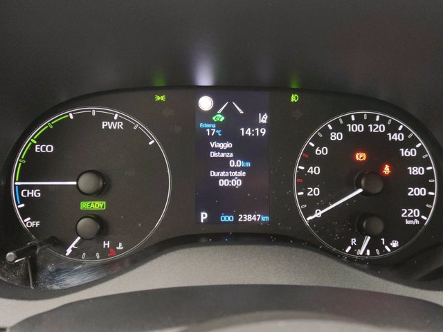 TOYOTA Yaris 1.5h active