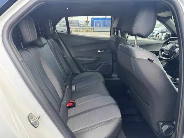 PEUGEOT 2008 BlueHDi 130 S&S EAT8 Active Pack