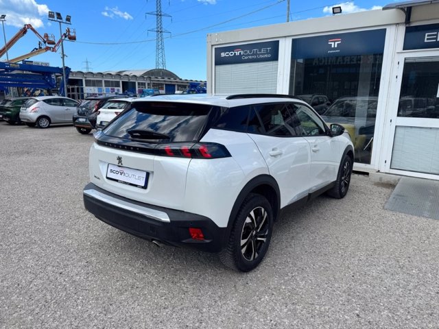 PEUGEOT 2008 BlueHDi 130 S&S EAT8 Active Pack