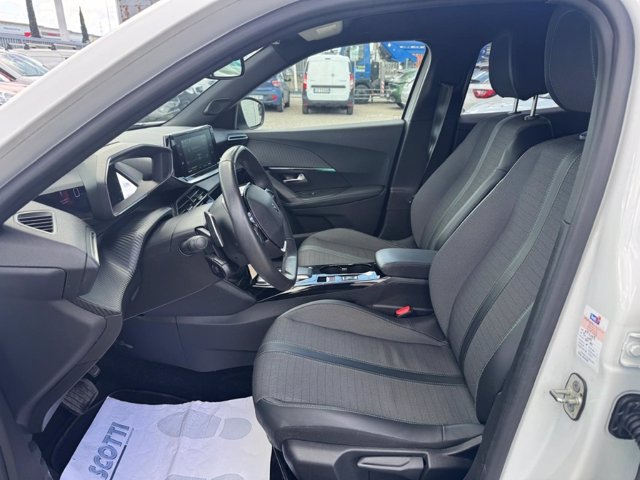 PEUGEOT 2008 BlueHDi 130 S&S EAT8 Active Pack