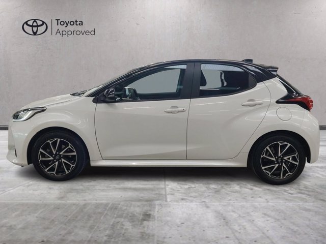 TOYOTA Yaris 1.5h style