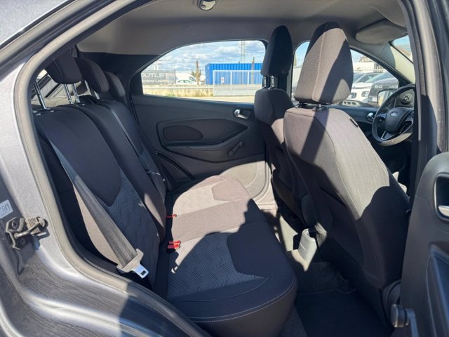 FORD Ka + 1.2 70cv