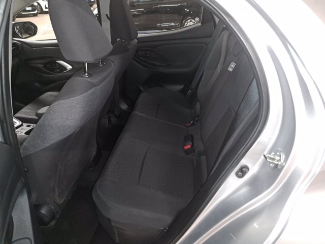 TOYOTA Yaris 1.5 Hybrid 5 porte Trend