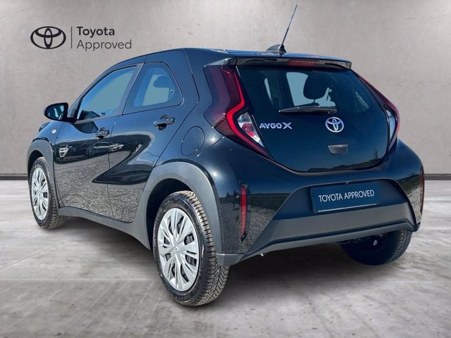 TOYOTA Aygo x 1.0 active 72cv s-cvt