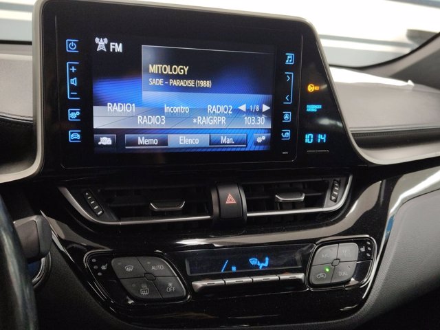 TOYOTA C-hr 1.8h trend 2wd e-cvt