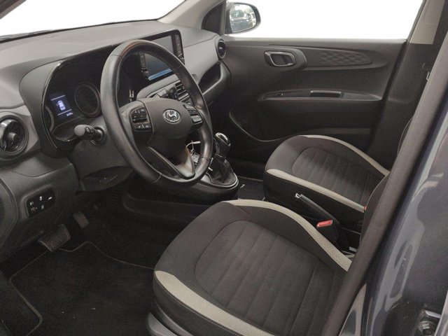 HYUNDAI i10 1.0 MPI AT Tech