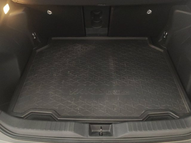 TOYOTA Yaris cross 1.5h trend fwd 116cv e-cvt