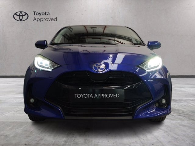 TOYOTA Yaris 1.5h trend