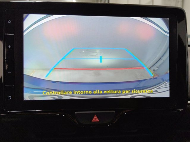 TOYOTA Yaris 1.5h trend