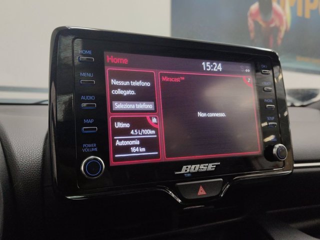 TOYOTA Yaris 1.5h lounge