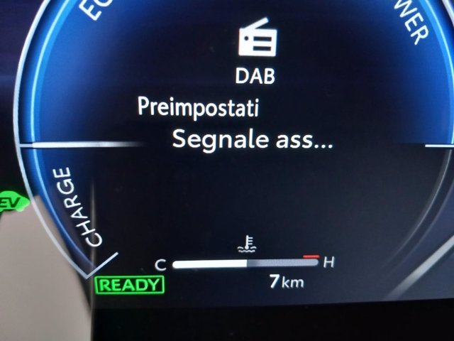 TOYOTA Yaris 1.5h 130 gr sport