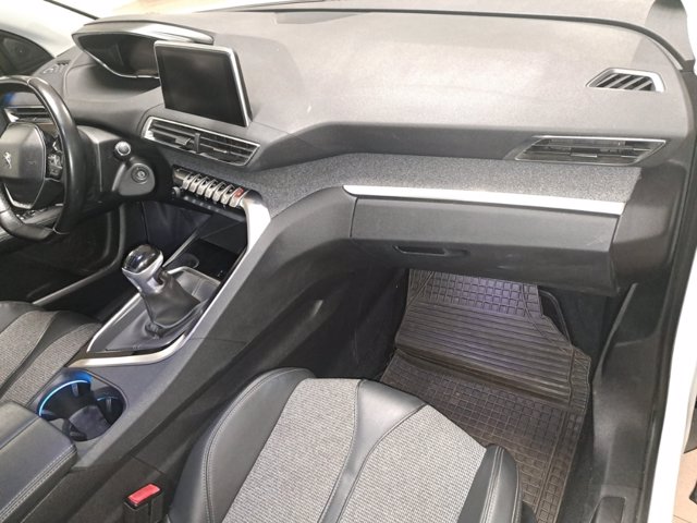 PEUGEOT 3008 1.5 bluehdi allure s&s 130cv