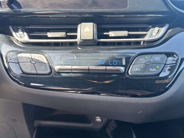 TOYOTA C-hr 1.8h trend e-cvt