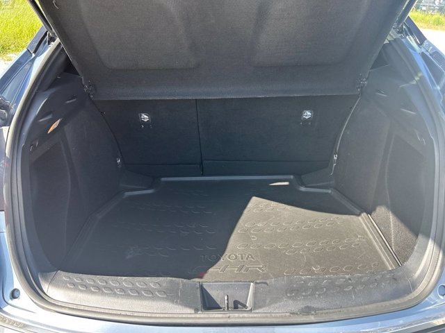 TOYOTA C-hr 1.8h trend e-cvt