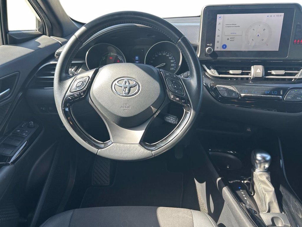 TOYOTA C-hr 1.8h trend e-cvt