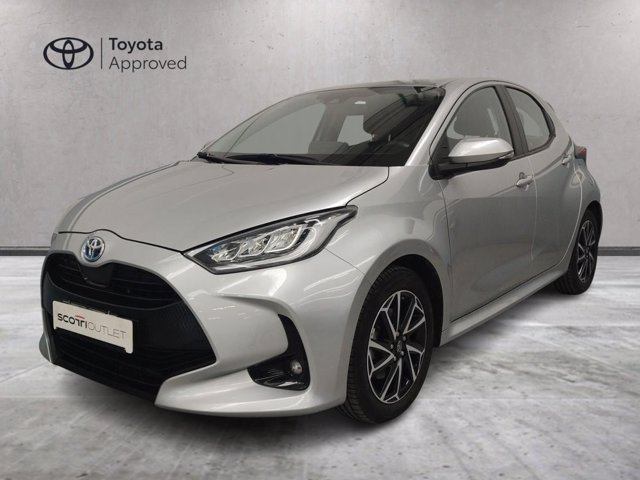 TOYOTA Yaris 1.5h trend
