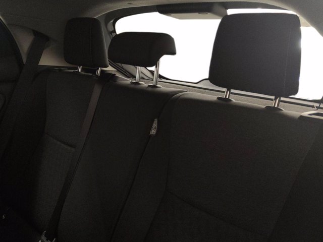 TOYOTA Yaris 1.5h trend