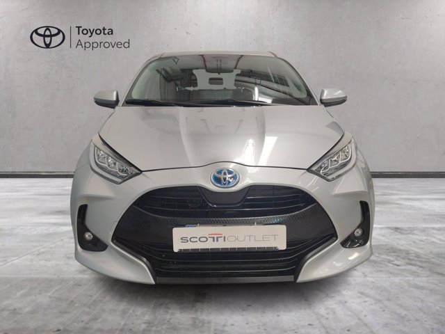 TOYOTA Yaris 1.5h trend