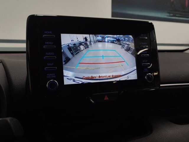 TOYOTA Yaris 1.5h trend