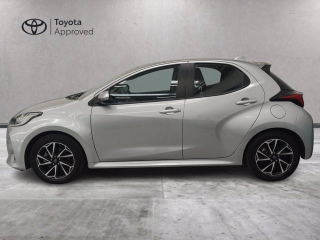 TOYOTA Yaris 1.5h trend
