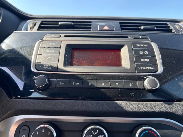 KIA Rio 5p 1.2 cvvt active e6