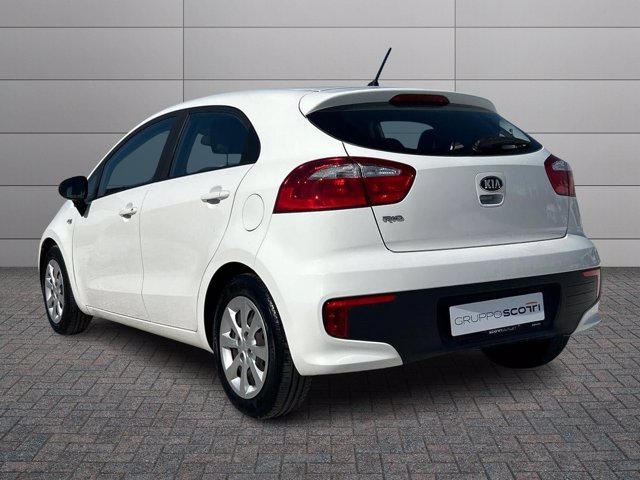 KIA Rio 5p 1.2 cvvt active e6