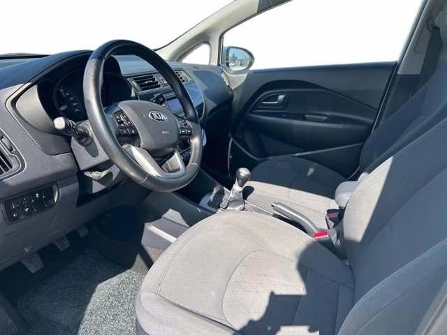 KIA Rio 5p 1.2 cvvt active e6