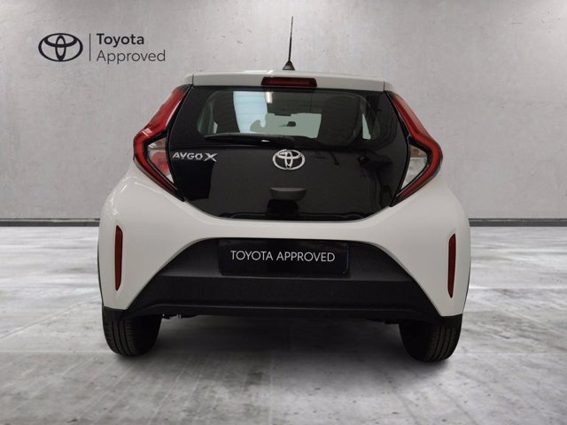 TOYOTA Aygo x 1.0 active 72cv