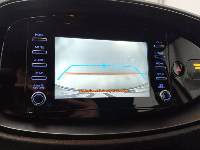 TOYOTA Aygo x 1.0 active 72cv