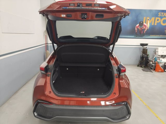 TOYOTA C-hr 2.0 phev gr sport fwd e-cvt