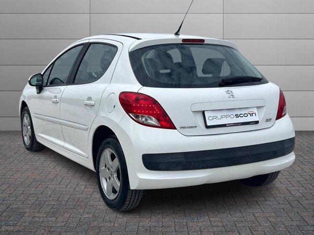 PEUGEOT 207 1.4 HDi 70CV 5p. Allure