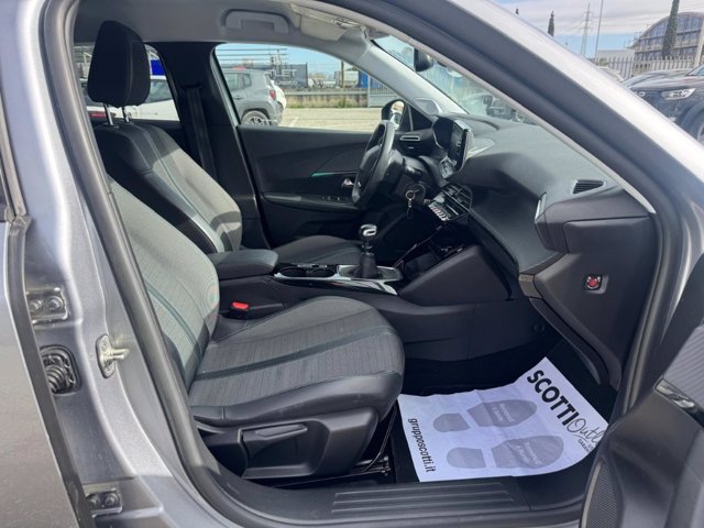 PEUGEOT 2008 BlueHDi 110 S&S Allure